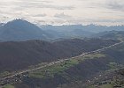 Sud - le Sénépy (à g, Grand Ferrand derrière dans les nuages), Crête de l'Archat (centre), Rocher de Baconnet (à d) : Vercors, Walks