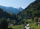 Pinsot, SE - Le Gleyzin, Pic Nord, Pic Sud de Berlanche (à g), le Vay, Pic des Grandes Lanches (centre) : Belledonne, Walks