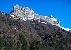 Nord - Dent de Pleuven (à g), Mont Trelod (à d) : Bauges, Walks